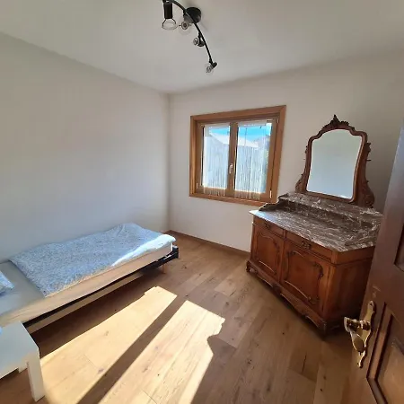 Birdy's House, Duplex Pour 9 Pers à * Savièse