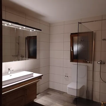 Birdy's House, Duplex Jusqu'a 9 Pers A Saviese